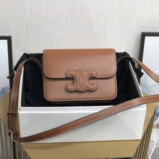 Replica Celine Cuir Teen Box Triomphe Crossbody Bag