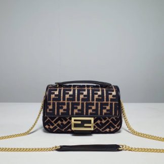 Replica Fendi Baguette Chain Midi Shoulder Bag