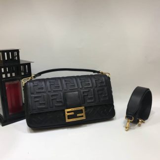 Replica Fendi Baguette Leather Shoulder Bag